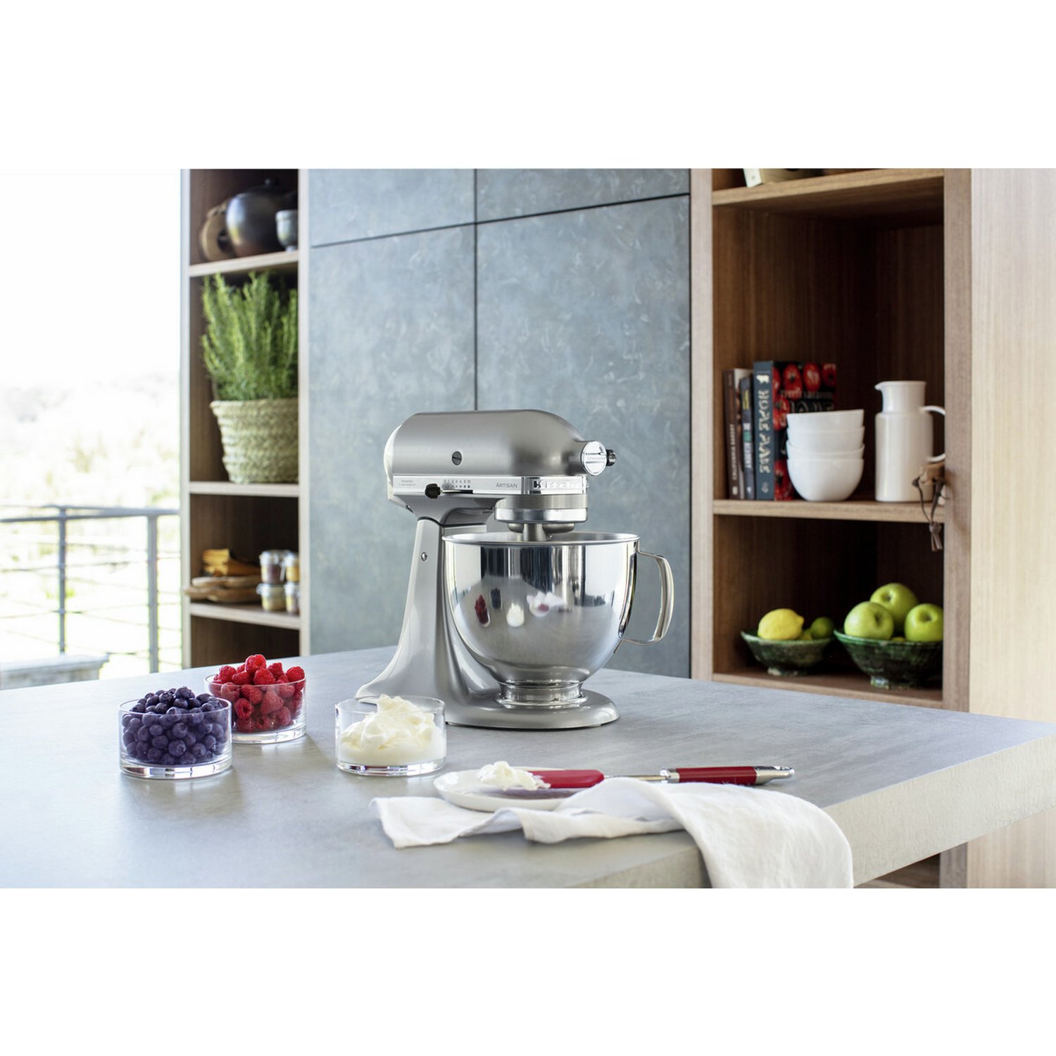 KitchenAid 5KSM125BCU Artisan Stand Mixer - Silver - Image 4