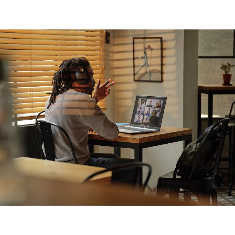 HP Pavilion 16-ag0006na 16in Ryzen 5 8GB 512GB Silver